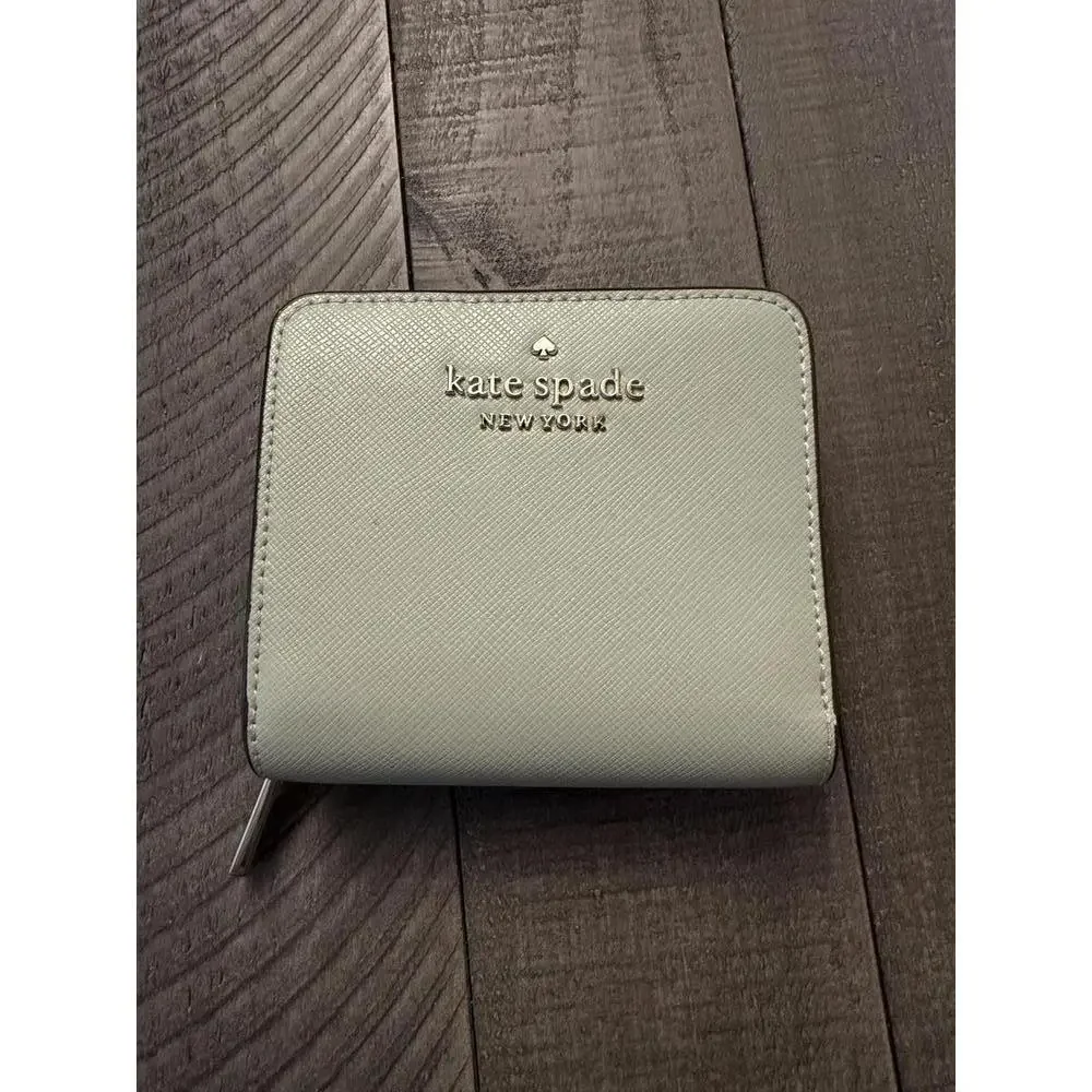 Kate Spade mint green wallet - Picture 2 of 13